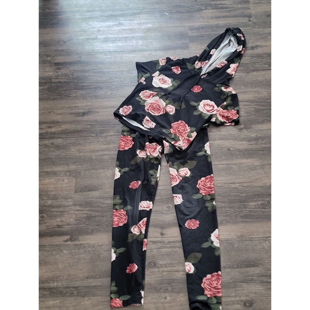Feathers Floral Rose Crop‎ Hoodie and Leggings Set Black Pink Large